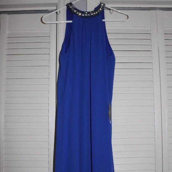 Dress with detailed neckline NWT - Picture 1 of 3